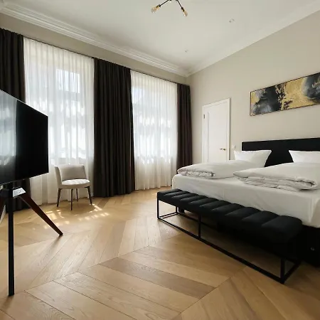 Luxury / 3-raum-suite An Der Frauenkirche / 6 Daire Dresden