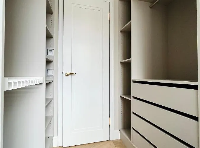 Luxury / 3-raum-suite An Der Frauenkirche / 6 Appartamento Dresda